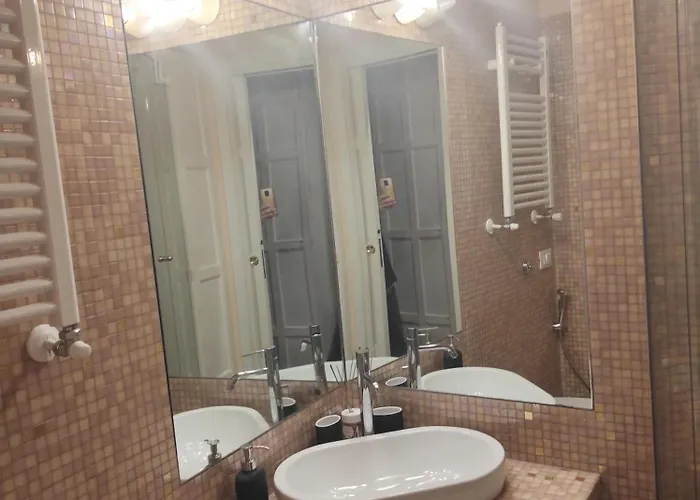 Library's House Apartment